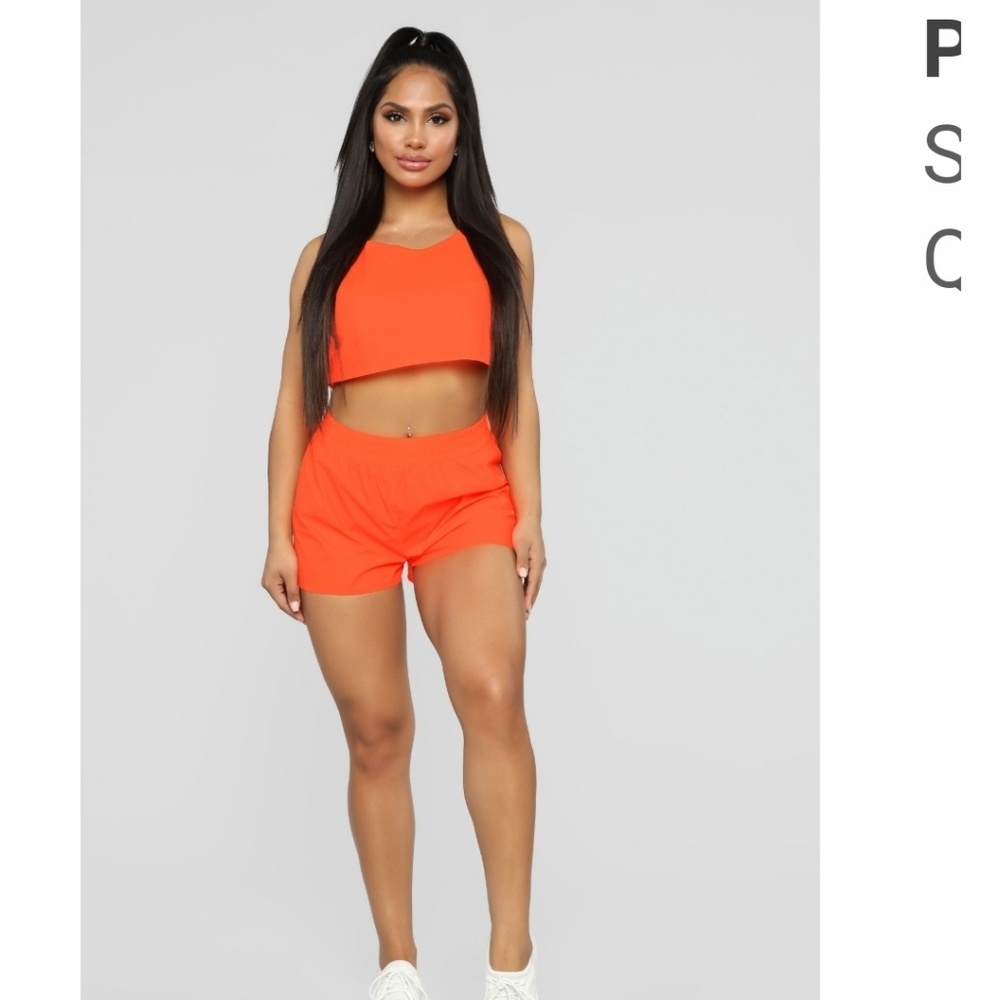 Bright orange summer reflective set